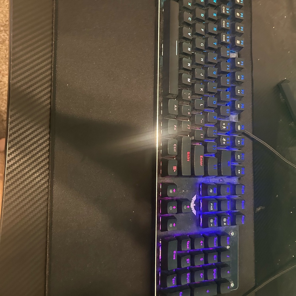 RGB Gaming Keyboard - Picture 6 of 6